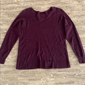 American Eagle maroon long sleeve❣️